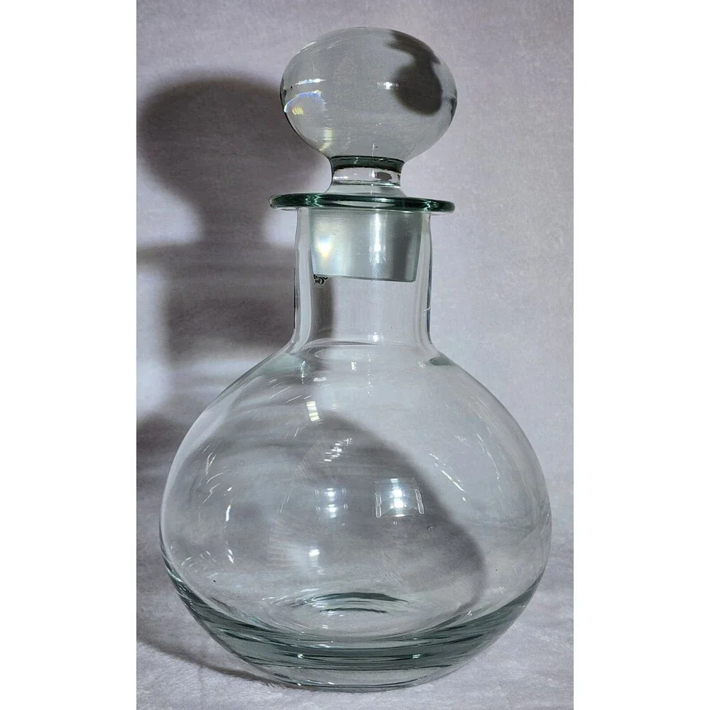The Glass Shop Decanter ~ Modern Appeal
